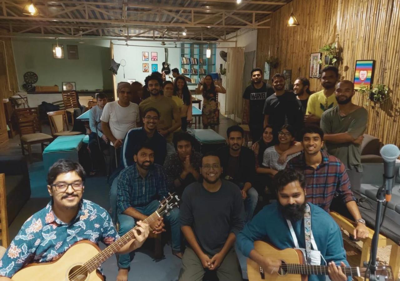 Hoshtel99 - Prime - Stay, Cowork And Cafe Pune Esterno foto